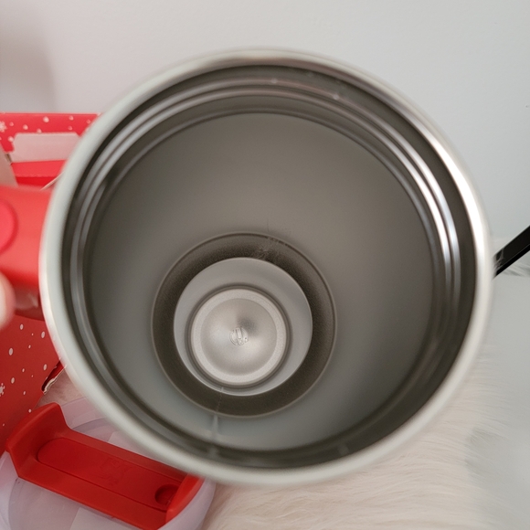 Stanley Red Santa Tumbler - Picture 4 of 7